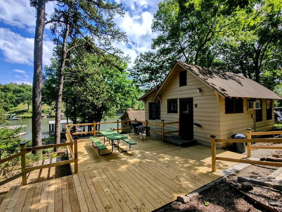 #09 - Large Lakeview One Bedroom- Pet Friendly Hot Springs Extérieur photo