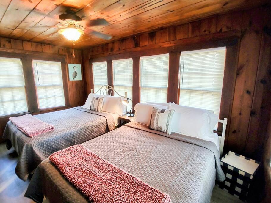 #09 - Large Lakeview One Bedroom- Pet Friendly Hot Springs Extérieur photo