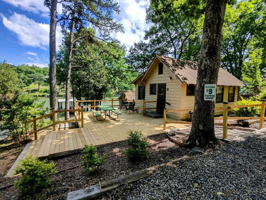 #09 - Large Lakeview One Bedroom- Pet Friendly Hot Springs Extérieur photo