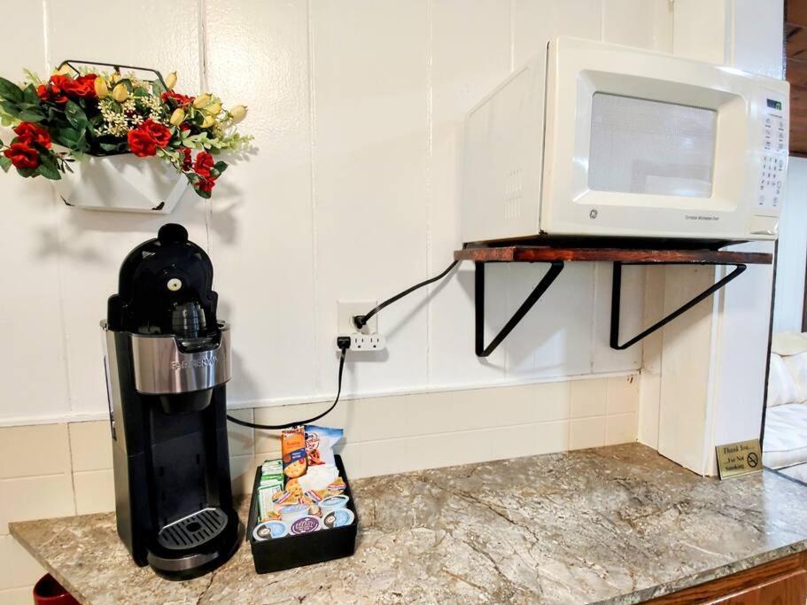 #09 - Large Lakeview One Bedroom- Pet Friendly Hot Springs Extérieur photo